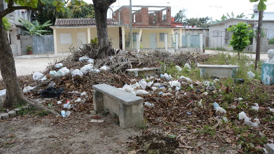 Basura acumulada en Sancti Spíritus.