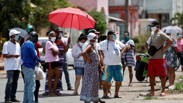 Cola en La Habana