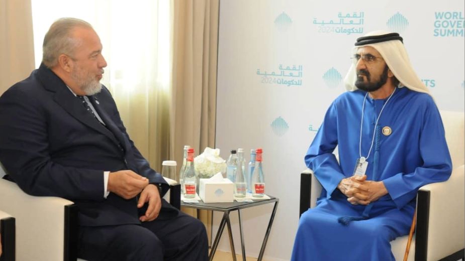 El primer ministro de Cuba, Manuel Marrero Cruz, y el jeque Mohammad Bin Rashid Al Maktoum.