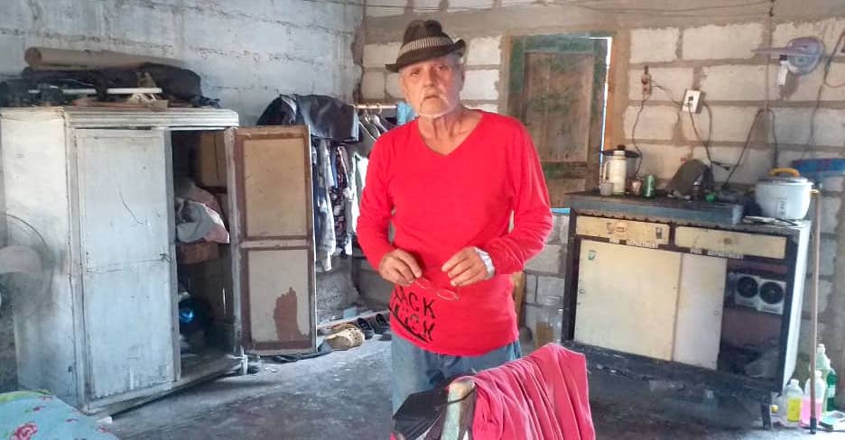 El artista cubano José Jesús Falco Silverio.