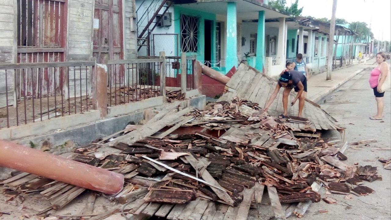 Derrumbe en el poblado Alacranes del municipio Unión de Reyes, Matanzas.