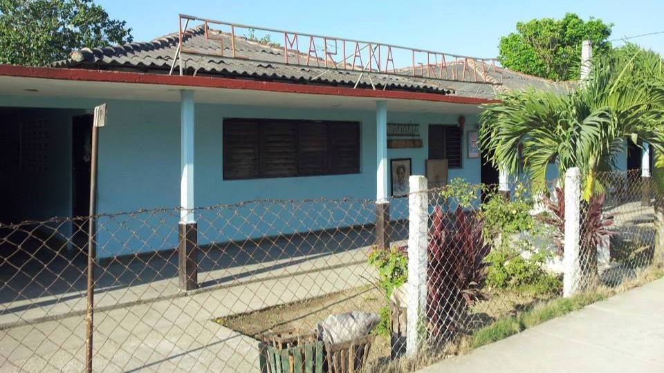 Escuela Mariana Grajales.