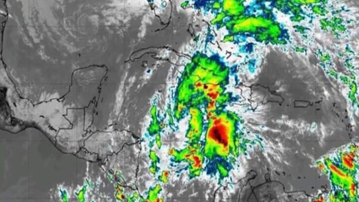 Área de intensas lluvias sobre Cuba.