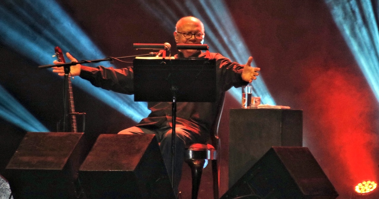 Pablo Milanés durante el concierto en la Ciudad Deportiva de La Habana.