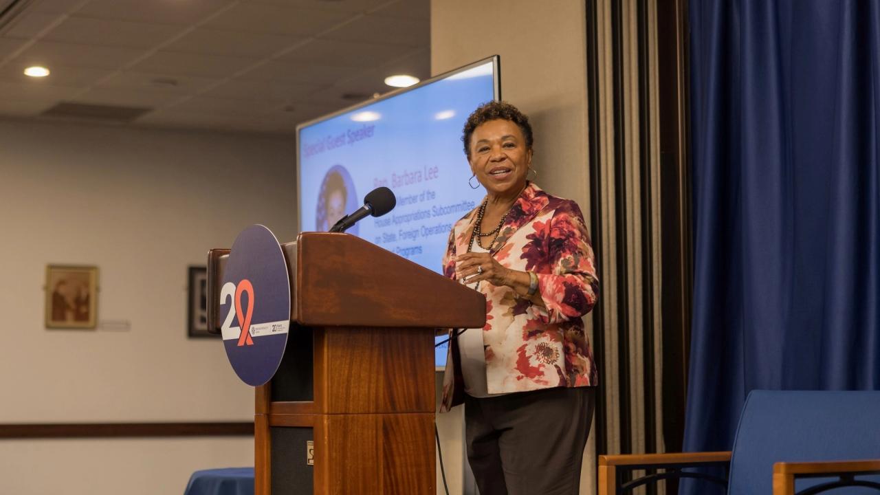 La congresista estadounidense Barbara Lee.