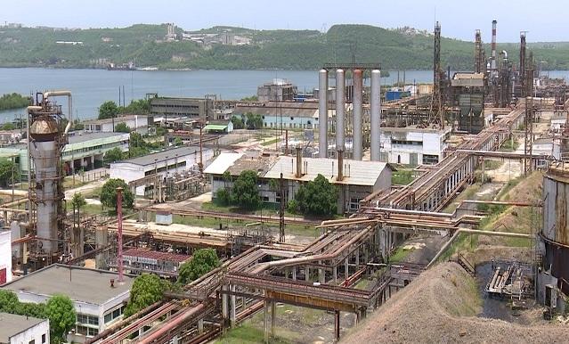 Refinería Hermanos Díaz, en Santiago de Cuba.