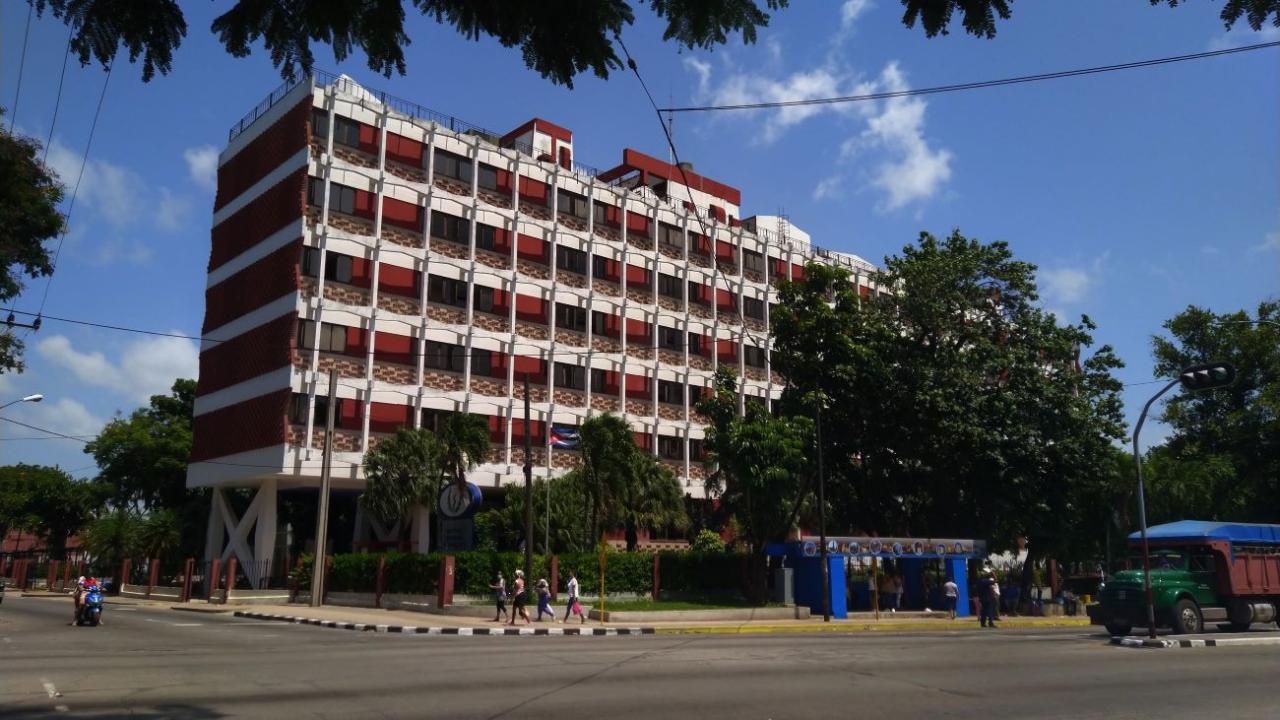 Hospital Pando Ferrer en La Habana.