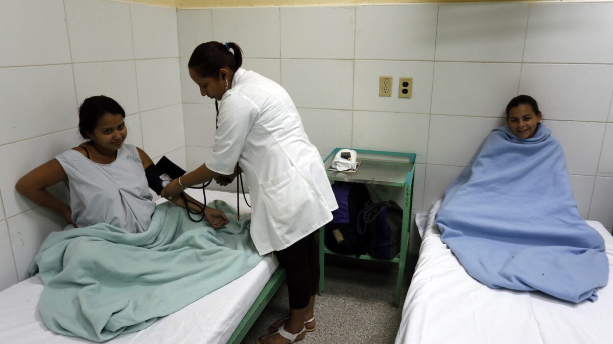 Gestantes adolescentes en Cuba.